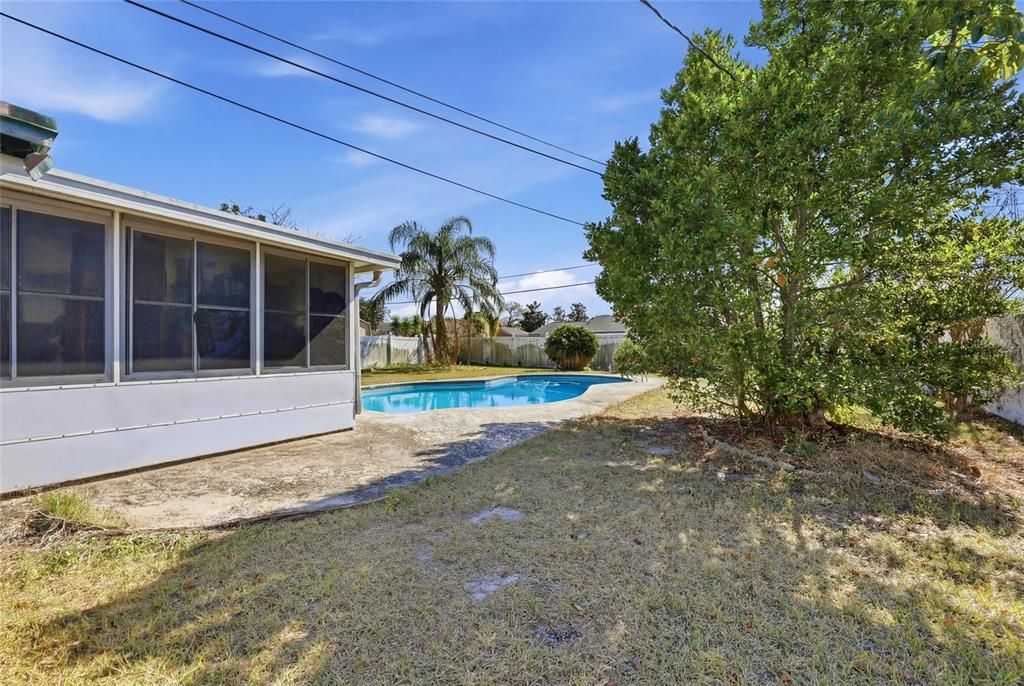 For Sale: $310,000 (3 beds, 1 baths, 1308 Square Feet)