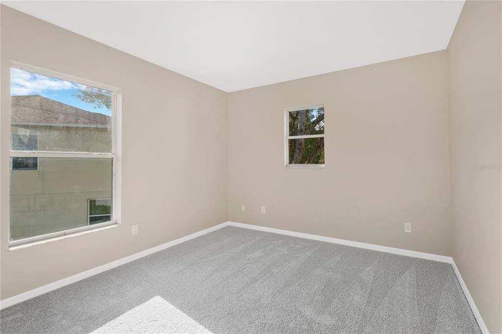 For Sale: $349,900 (3 beds, 2 baths, 2375 Square Feet)