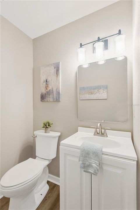 For Sale: $349,900 (3 beds, 2 baths, 2375 Square Feet)