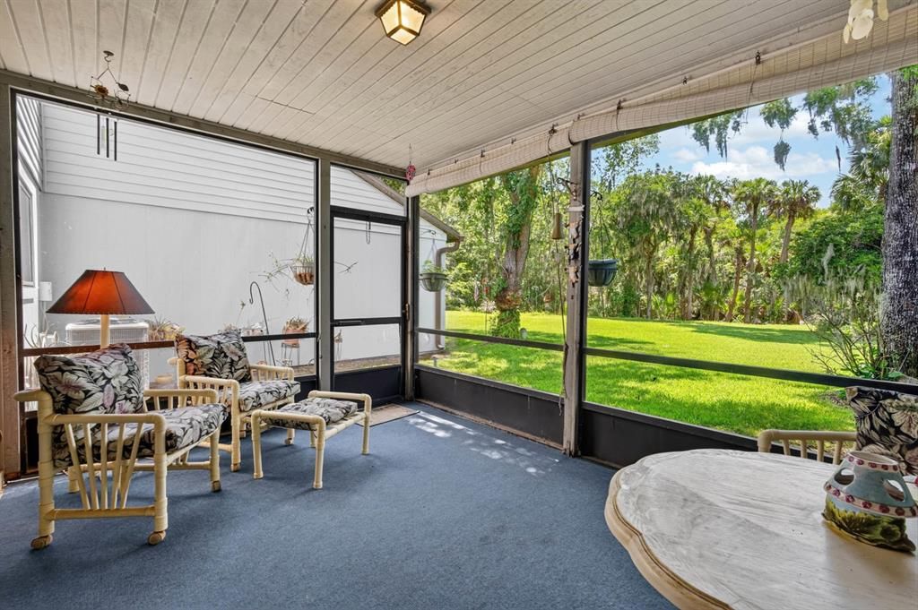 For Sale: $265,000 (2 beds, 2 baths, 1706 Square Feet)