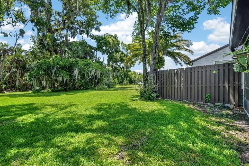 For Sale: $265,000 (2 beds, 2 baths, 1706 Square Feet)