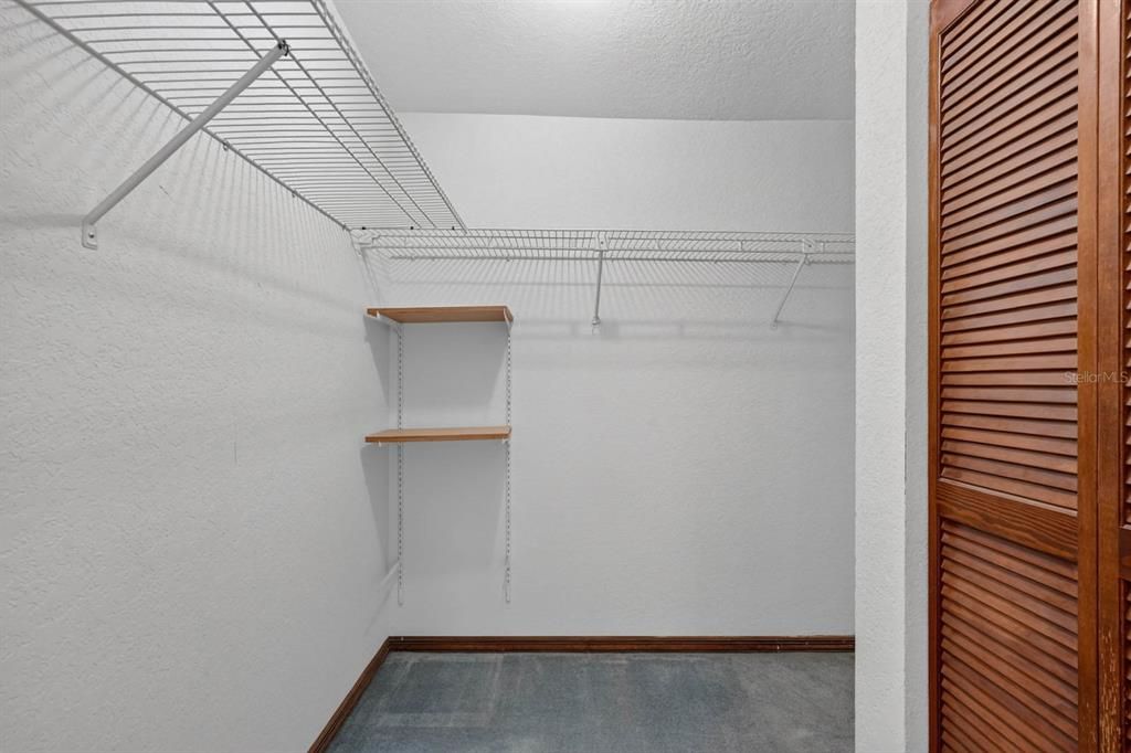 For Sale: $265,000 (2 beds, 2 baths, 1706 Square Feet)