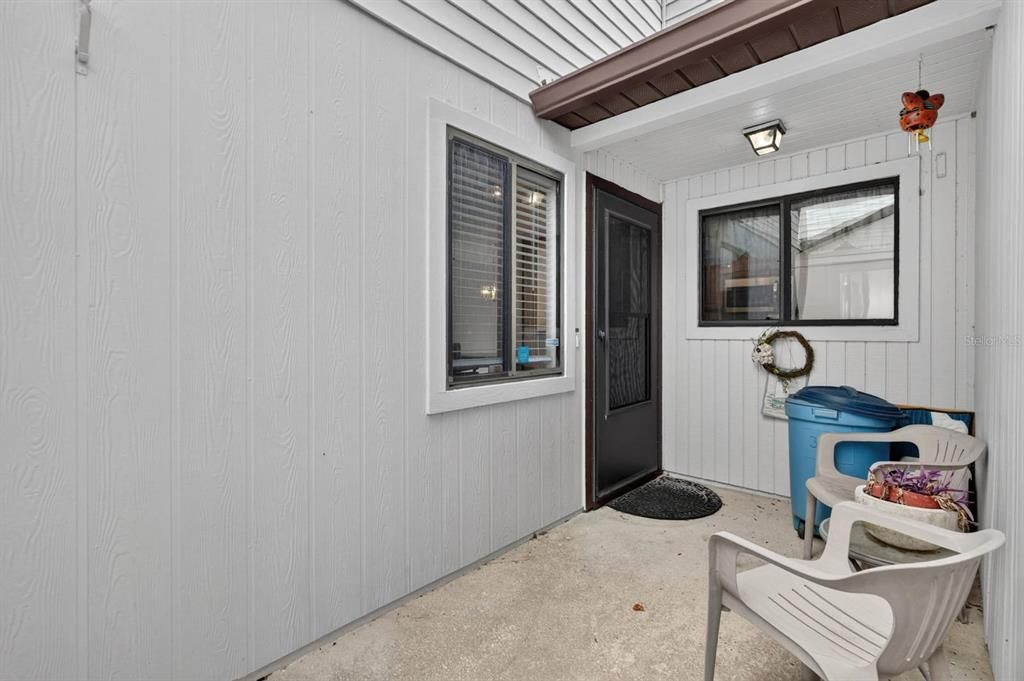 For Sale: $265,000 (2 beds, 2 baths, 1706 Square Feet)