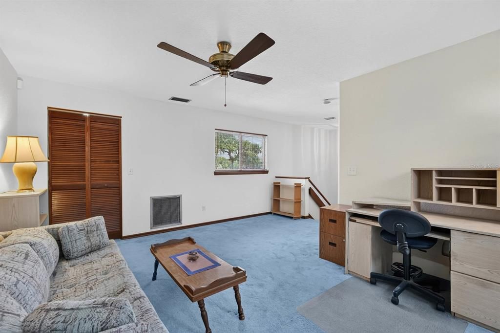 For Sale: $265,000 (2 beds, 2 baths, 1706 Square Feet)