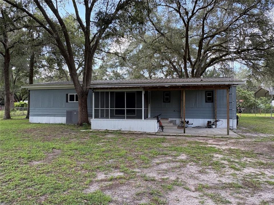 For Sale: $160,000 (3 beds, 2 baths, 1288 Square Feet)