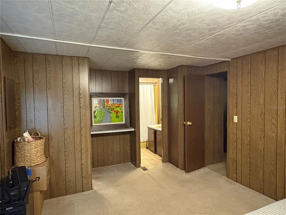 For Sale: $160,000 (3 beds, 2 baths, 1288 Square Feet)
