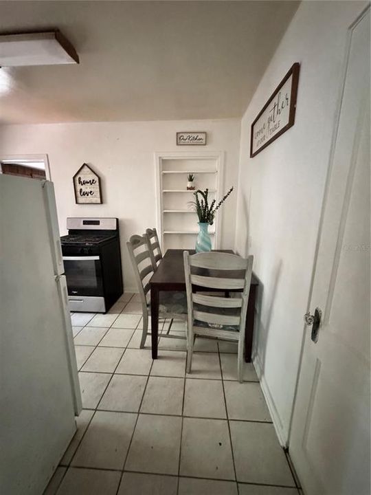 For Sale: $225,000 (3 beds, 2 baths, 1224 Square Feet)