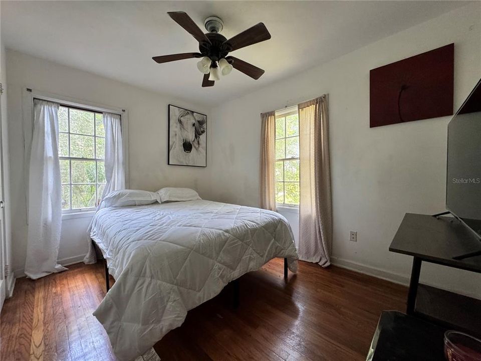 For Sale: $225,000 (3 beds, 2 baths, 1224 Square Feet)