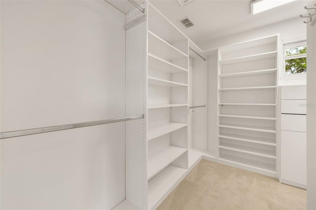 En Venta: $940,000 (5 camas, 4 baños, 3881 Pies cuadrados)