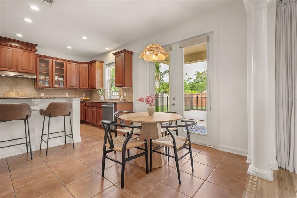 En Venta: $940,000 (5 camas, 4 baños, 3881 Pies cuadrados)