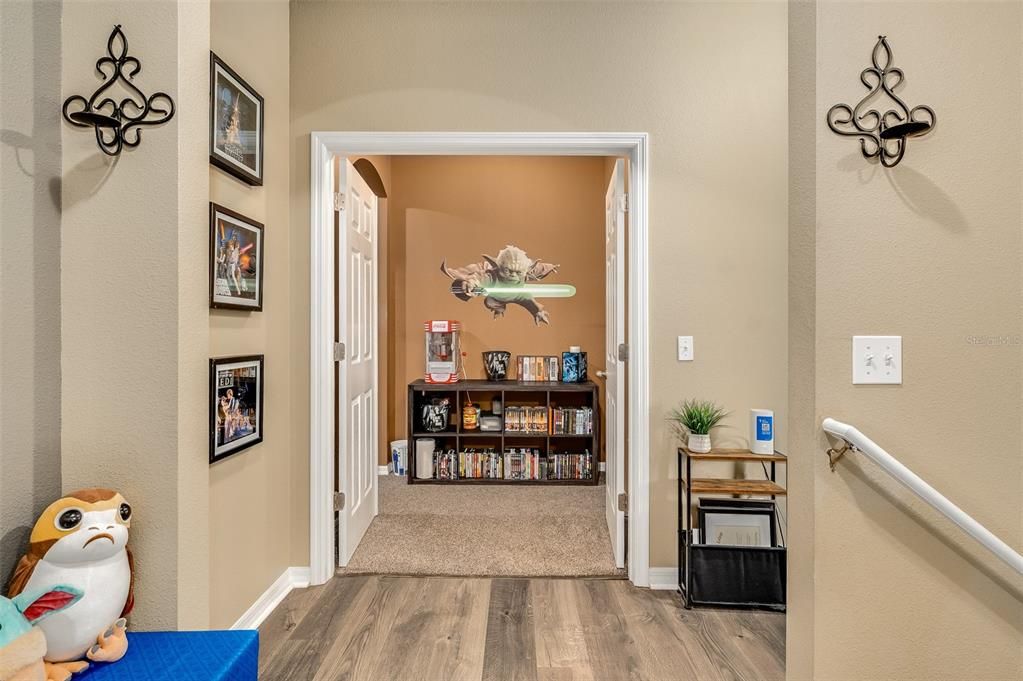 For Sale: $695,900 (7 beds, 5 baths, 4681 Square Feet)