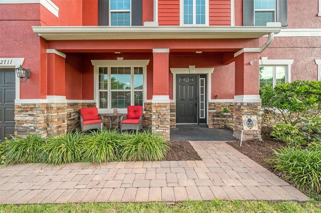 For Sale: $695,900 (7 beds, 5 baths, 4681 Square Feet)