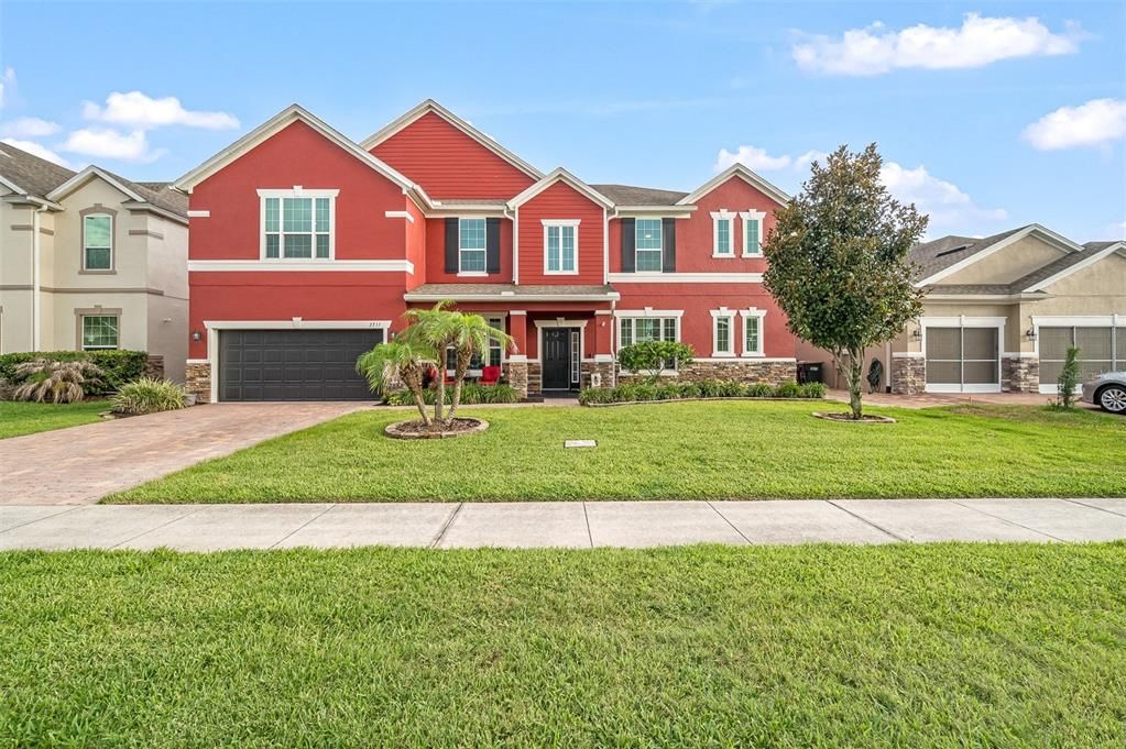 For Sale: $695,900 (7 beds, 5 baths, 4681 Square Feet)
