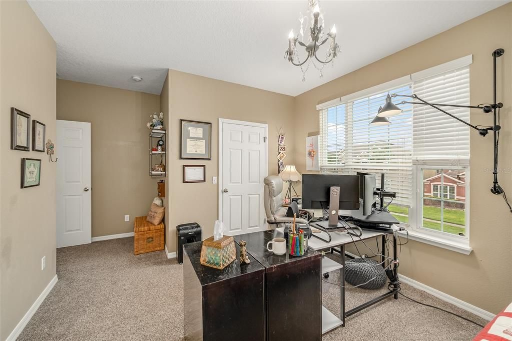 For Sale: $695,900 (7 beds, 5 baths, 4681 Square Feet)
