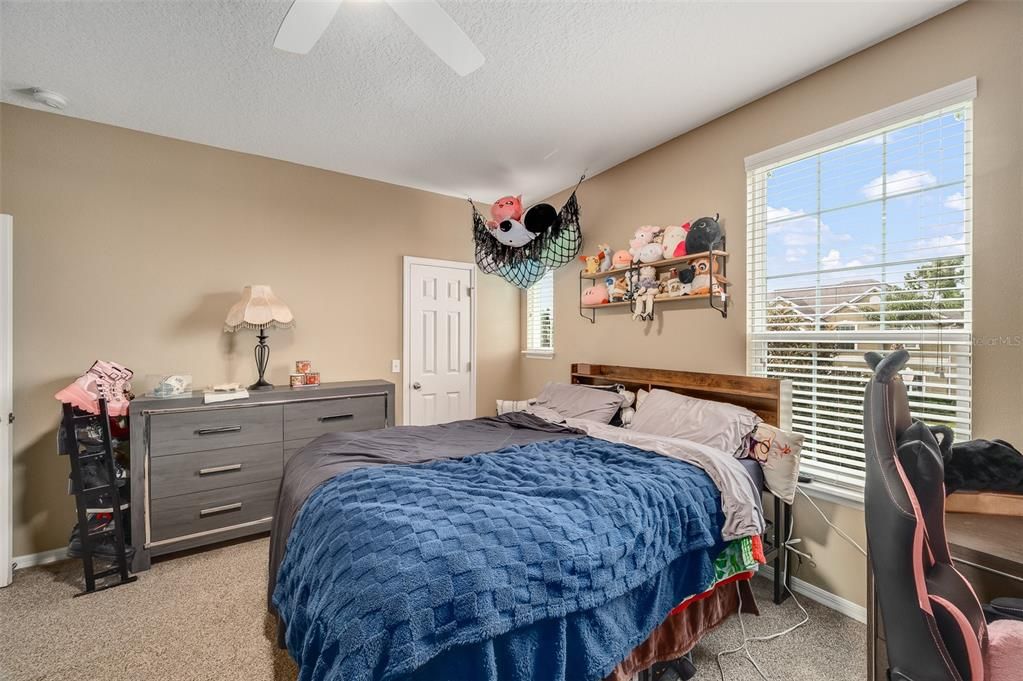 For Sale: $695,900 (7 beds, 5 baths, 4681 Square Feet)