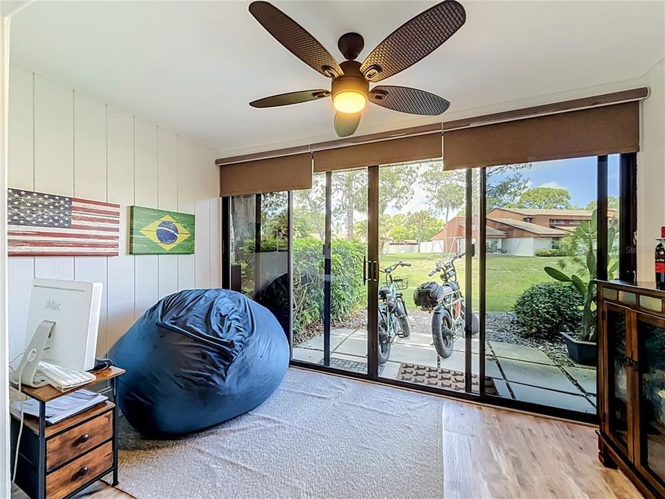 En Venta: $269,000 (2 camas, 2 baños, 1025 Pies cuadrados)