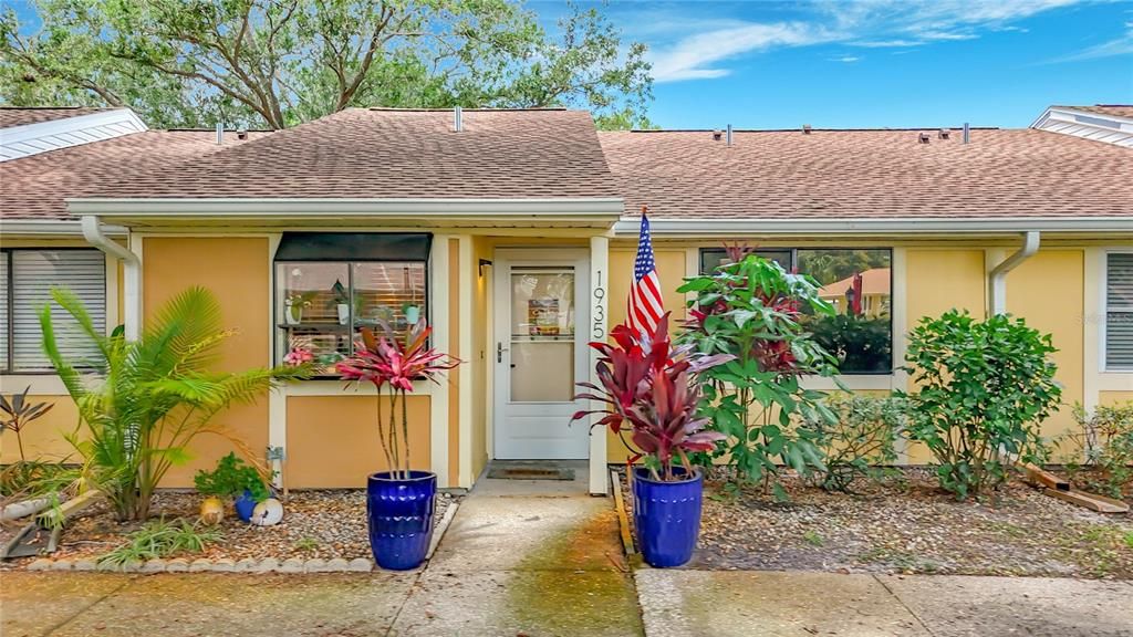En Venta: $269,000 (2 camas, 2 baños, 1025 Pies cuadrados)