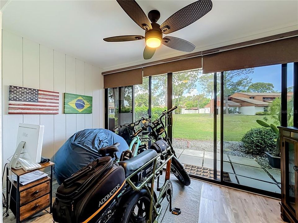 En Venta: $269,000 (2 camas, 2 baños, 1025 Pies cuadrados)