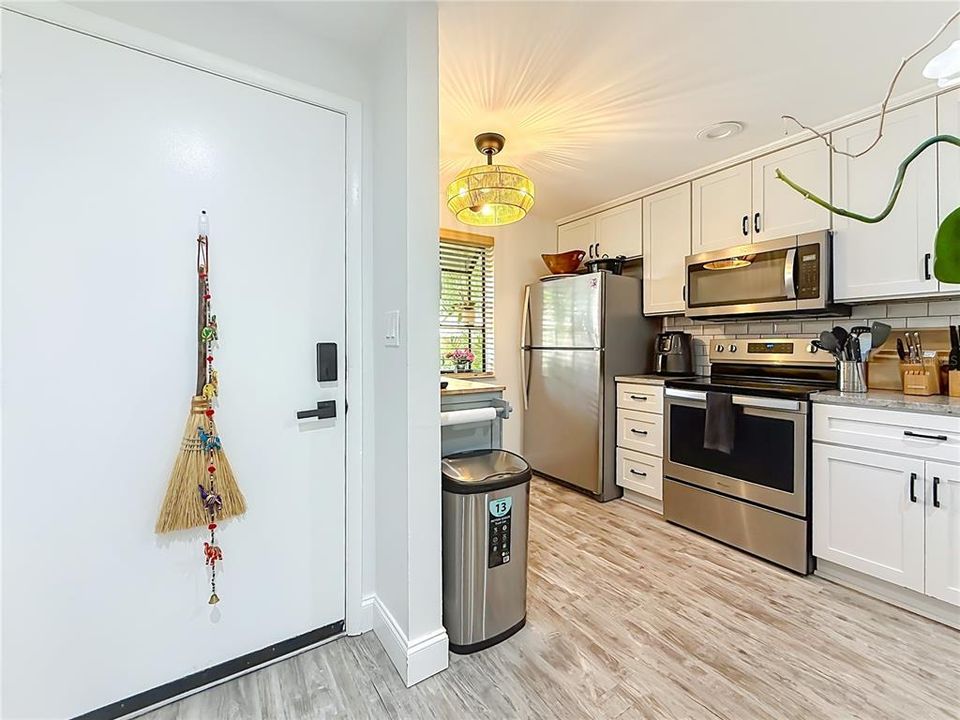 En Venta: $269,000 (2 camas, 2 baños, 1025 Pies cuadrados)