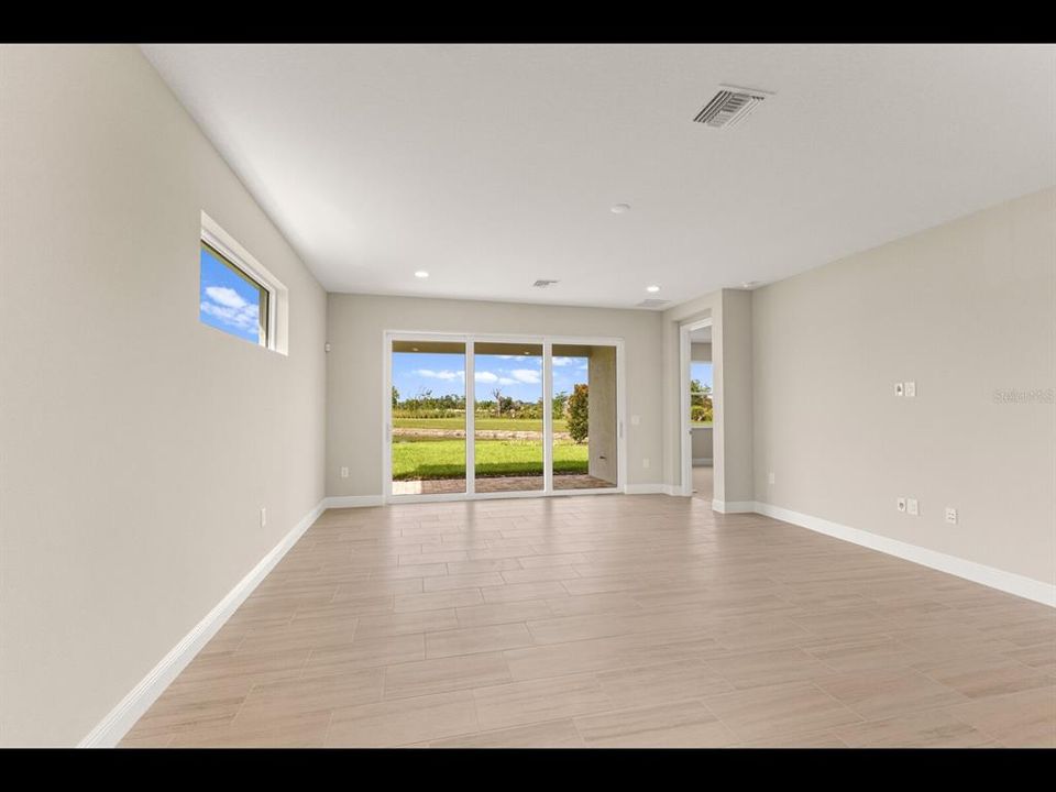 For Sale: $599,900 (3 beds, 2 baths, 1810 Square Feet)