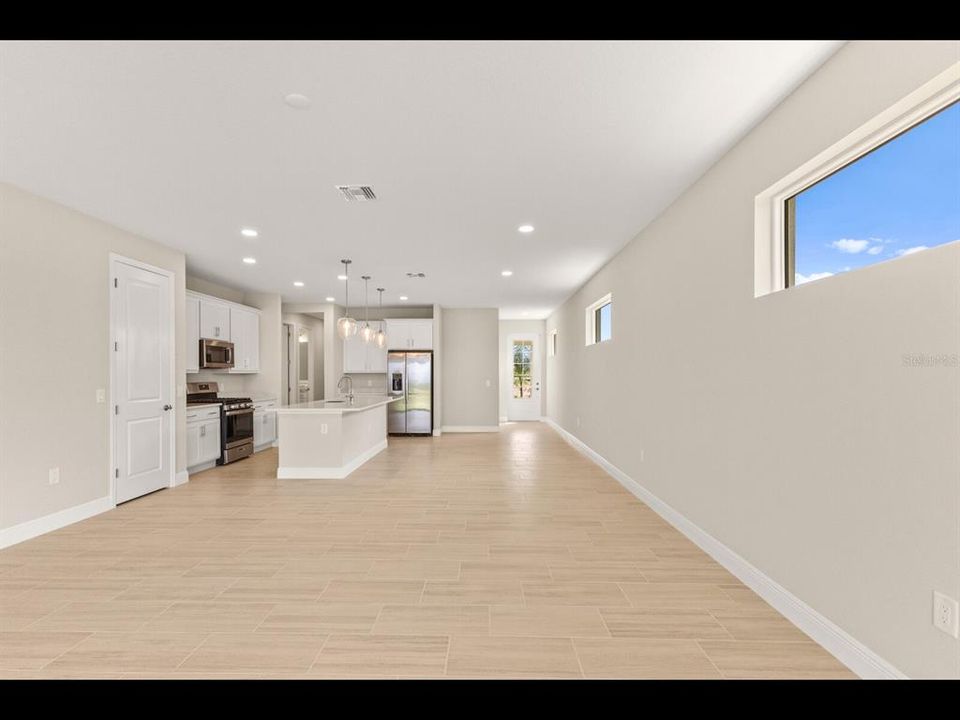 For Sale: $599,900 (3 beds, 2 baths, 1810 Square Feet)