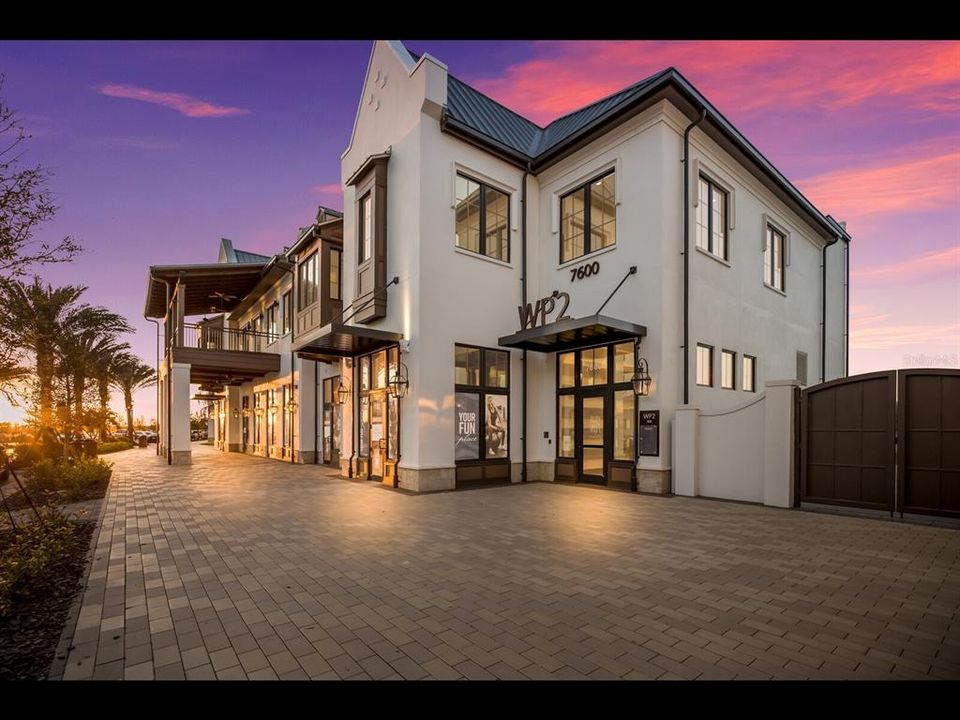 For Sale: $599,900 (3 beds, 2 baths, 1810 Square Feet)