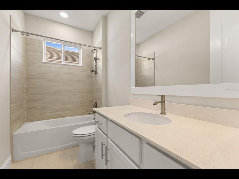 For Sale: $599,900 (3 beds, 2 baths, 1810 Square Feet)