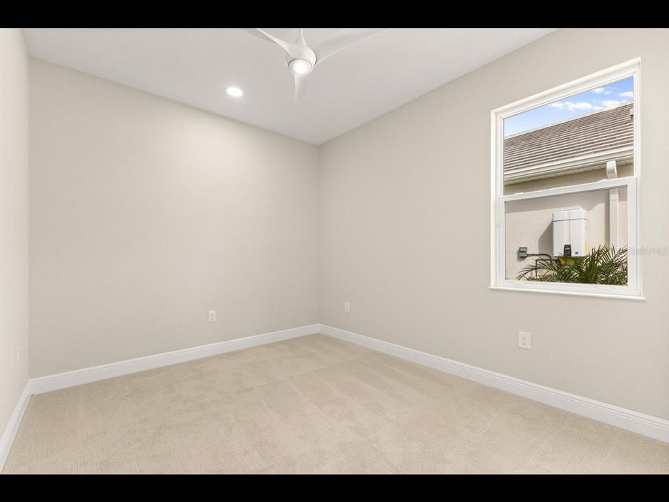 For Sale: $599,900 (3 beds, 2 baths, 1810 Square Feet)