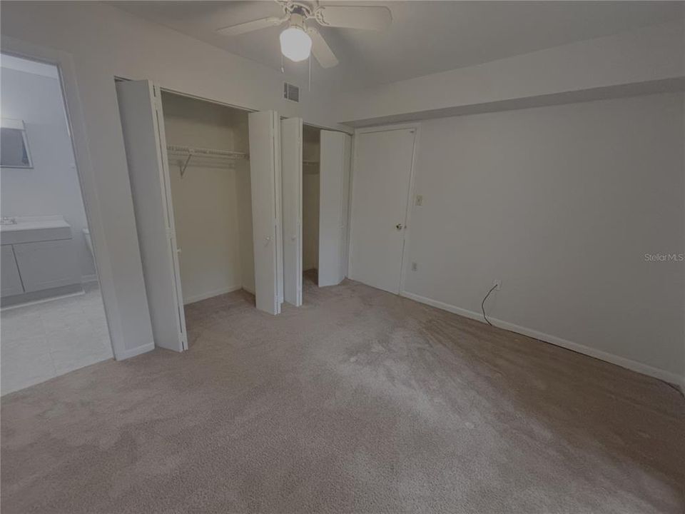 For Rent: $1,295 (2 beds, 2 baths, 874 Square Feet)