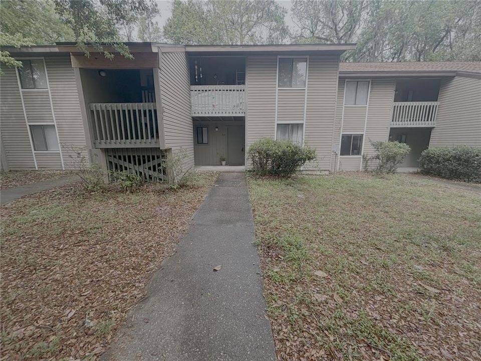 For Rent: $1,295 (2 beds, 2 baths, 874 Square Feet)