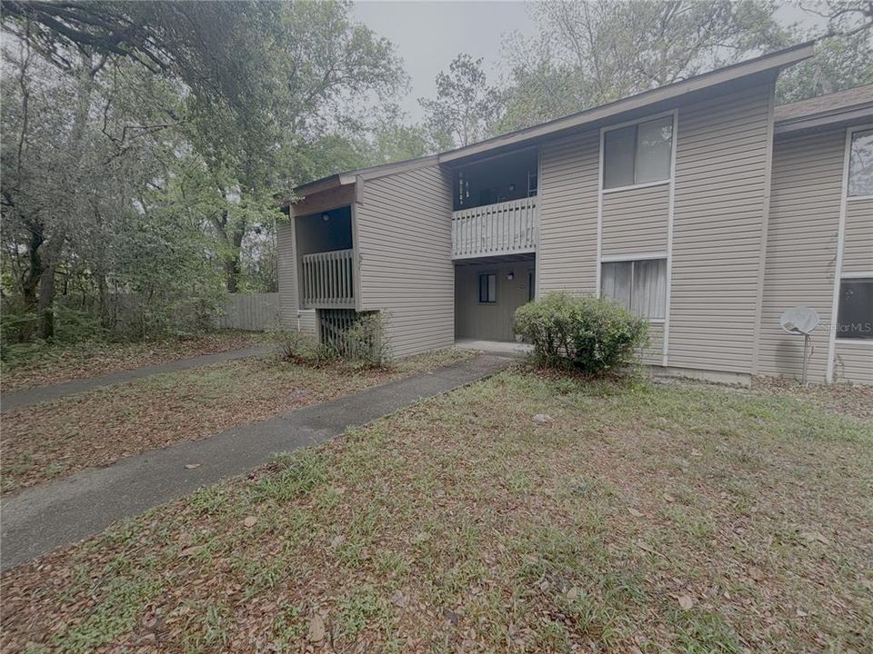 For Rent: $1,295 (2 beds, 2 baths, 874 Square Feet)