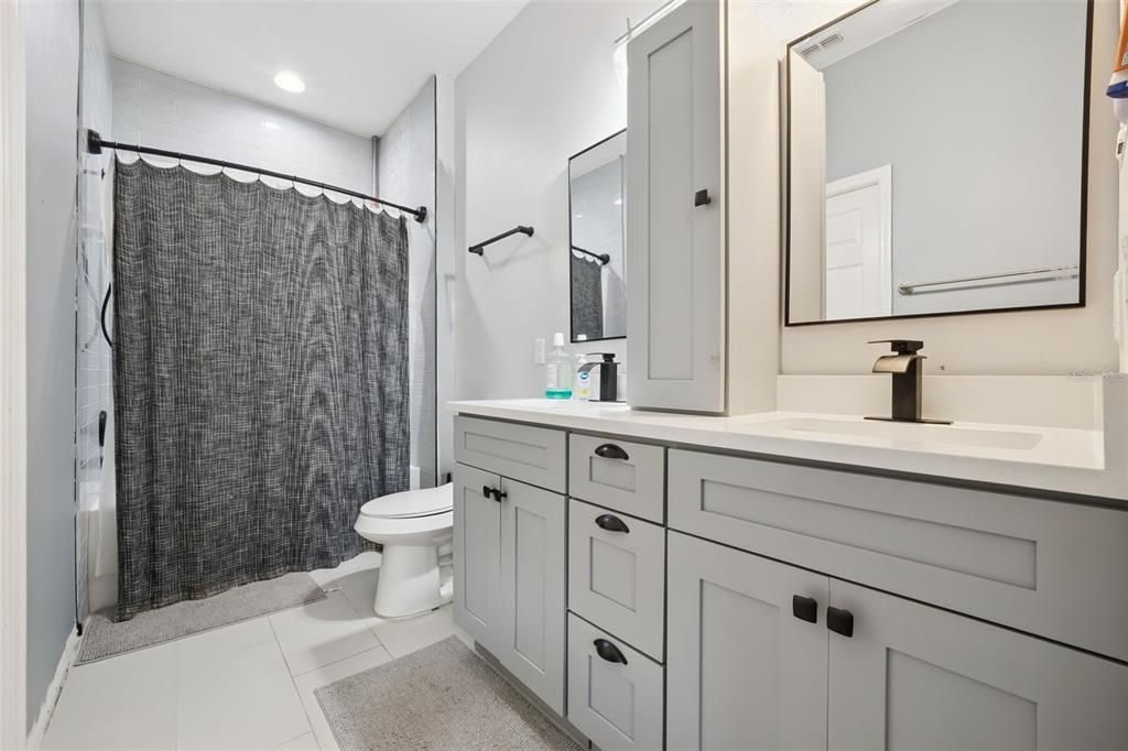 For Sale: $325,000 (3 beds, 2 baths, 1985 Square Feet)