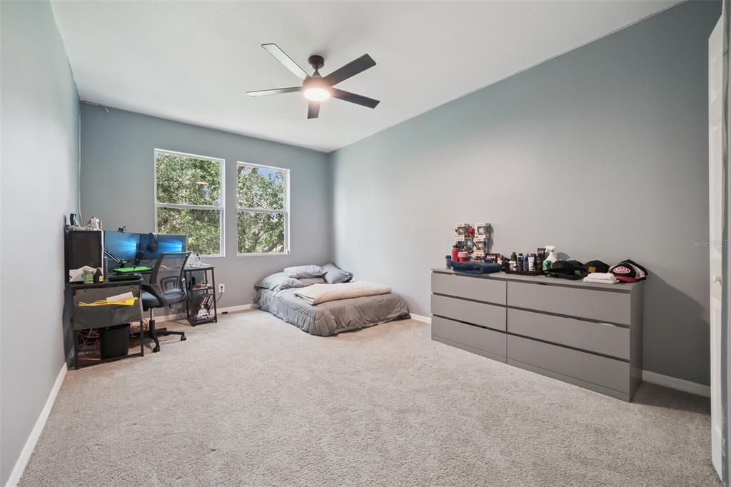 For Sale: $325,000 (3 beds, 2 baths, 1985 Square Feet)