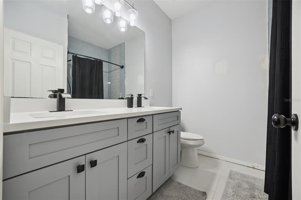 For Sale: $325,000 (3 beds, 2 baths, 1985 Square Feet)
