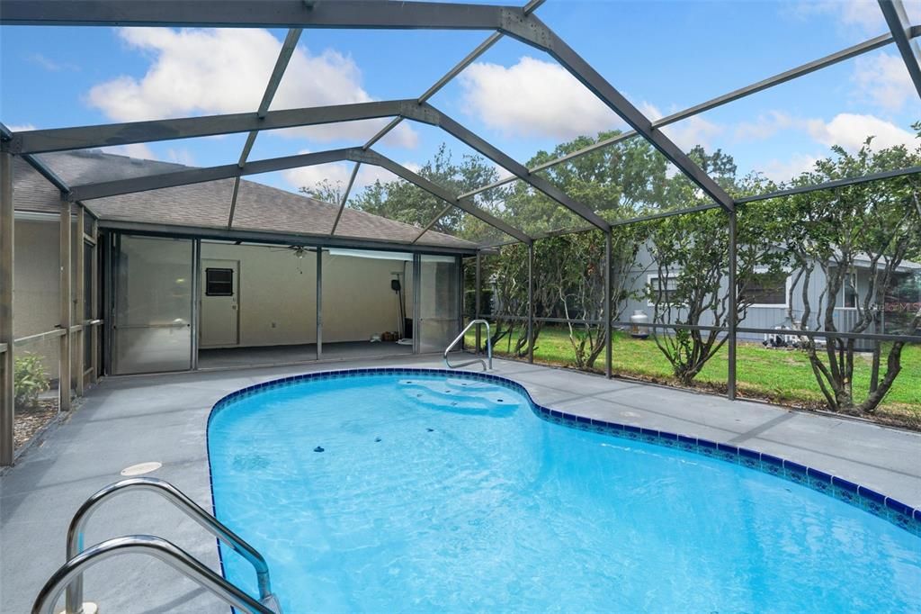 For Sale: $319,000 (2 beds, 2 baths, 1477 Square Feet)