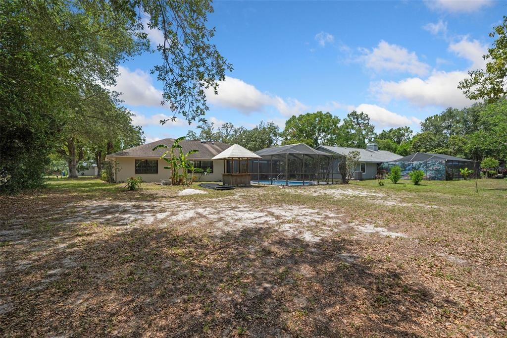 For Sale: $319,000 (2 beds, 2 baths, 1477 Square Feet)