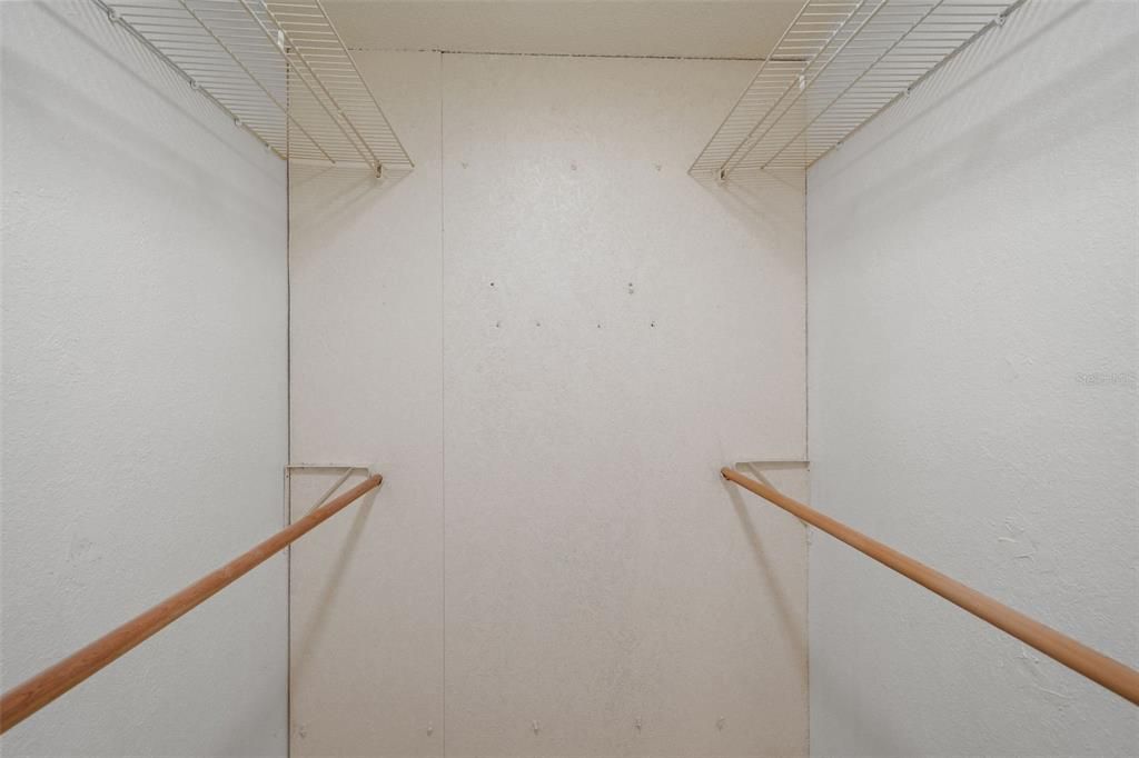For Sale: $319,000 (2 beds, 2 baths, 1477 Square Feet)