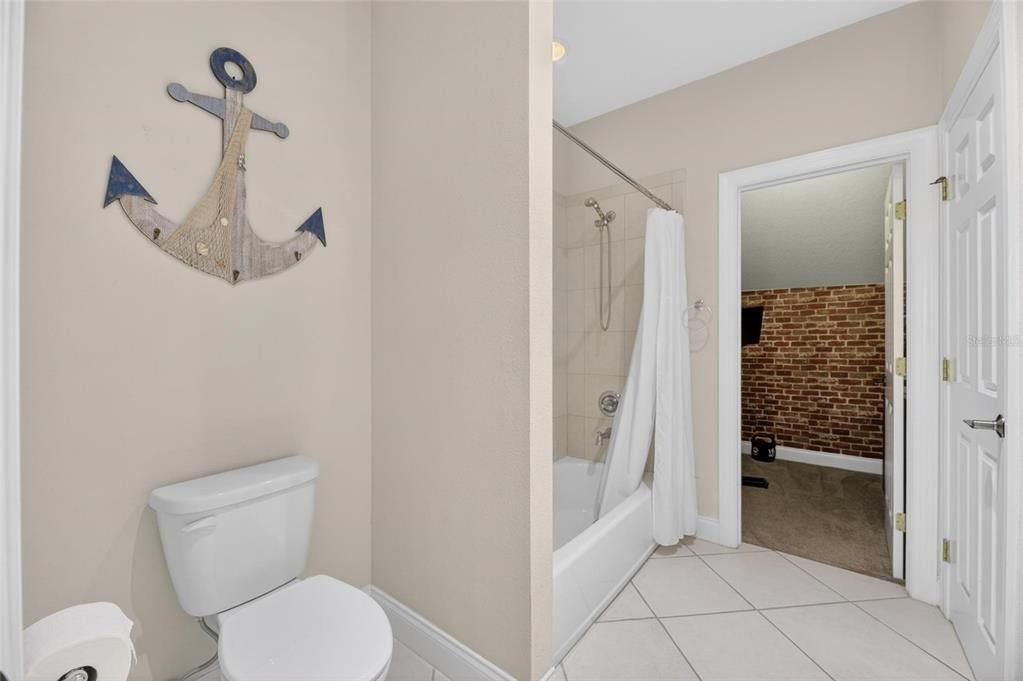 В аренду: $3,200 (3 спален, 2 ванн, 2486 Квадратных фут)