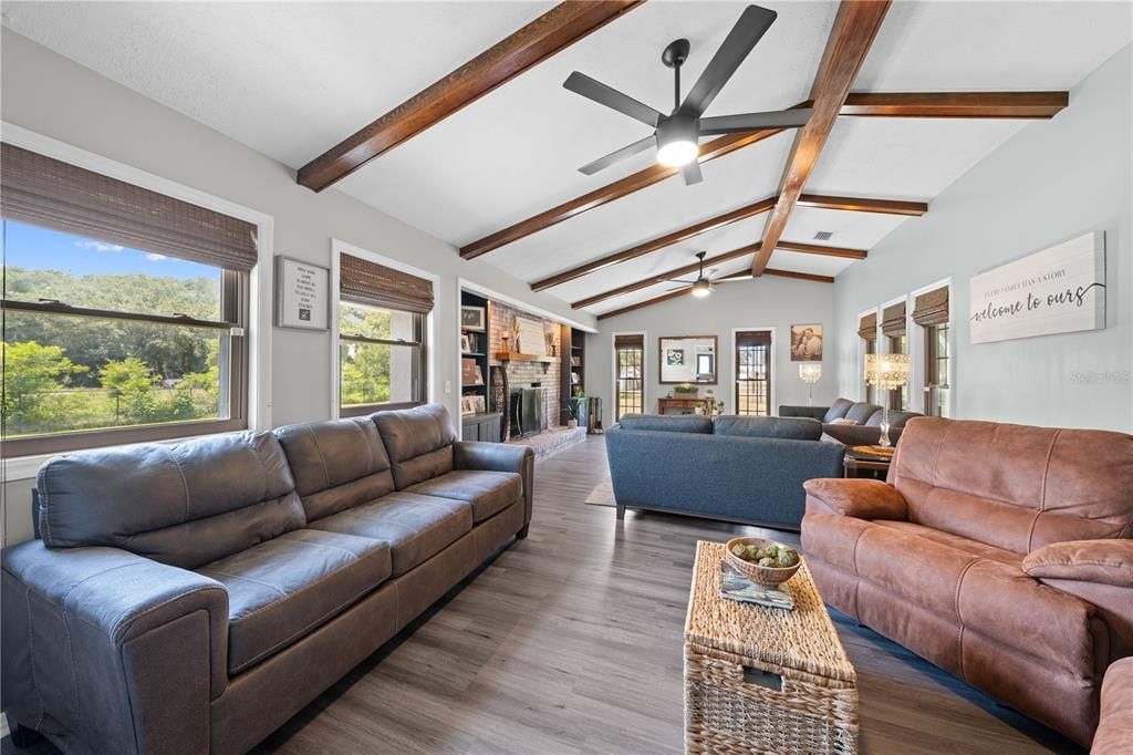For Sale: $699,000 (4 beds, 2 baths, 2501 Square Feet)