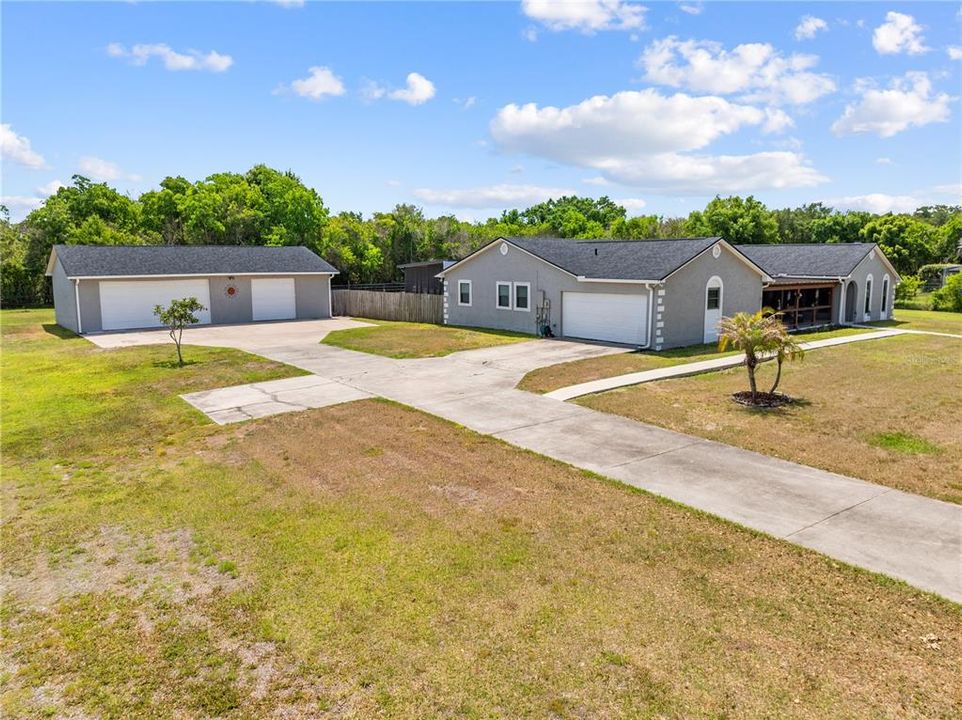 For Sale: $699,000 (4 beds, 2 baths, 2501 Square Feet)