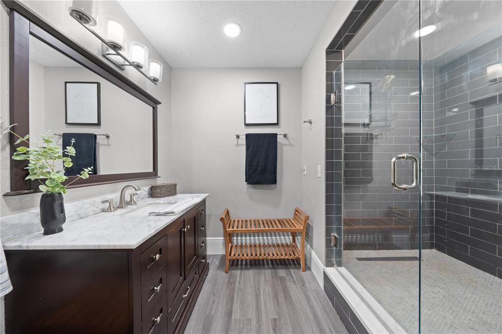 For Sale: $699,000 (4 beds, 2 baths, 2501 Square Feet)