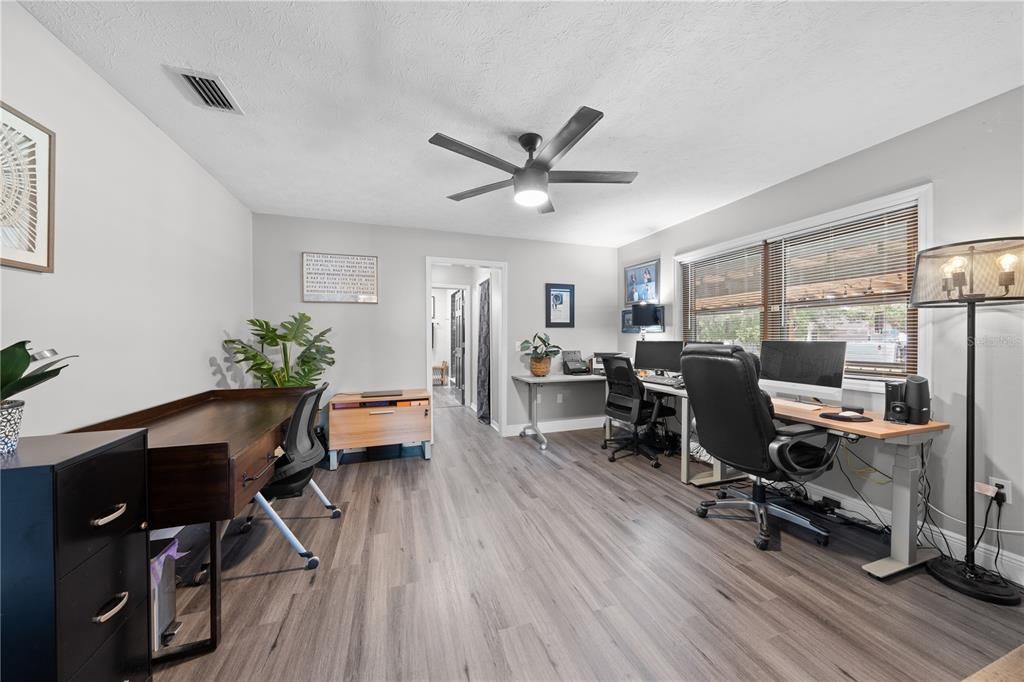 For Sale: $699,000 (4 beds, 2 baths, 2501 Square Feet)