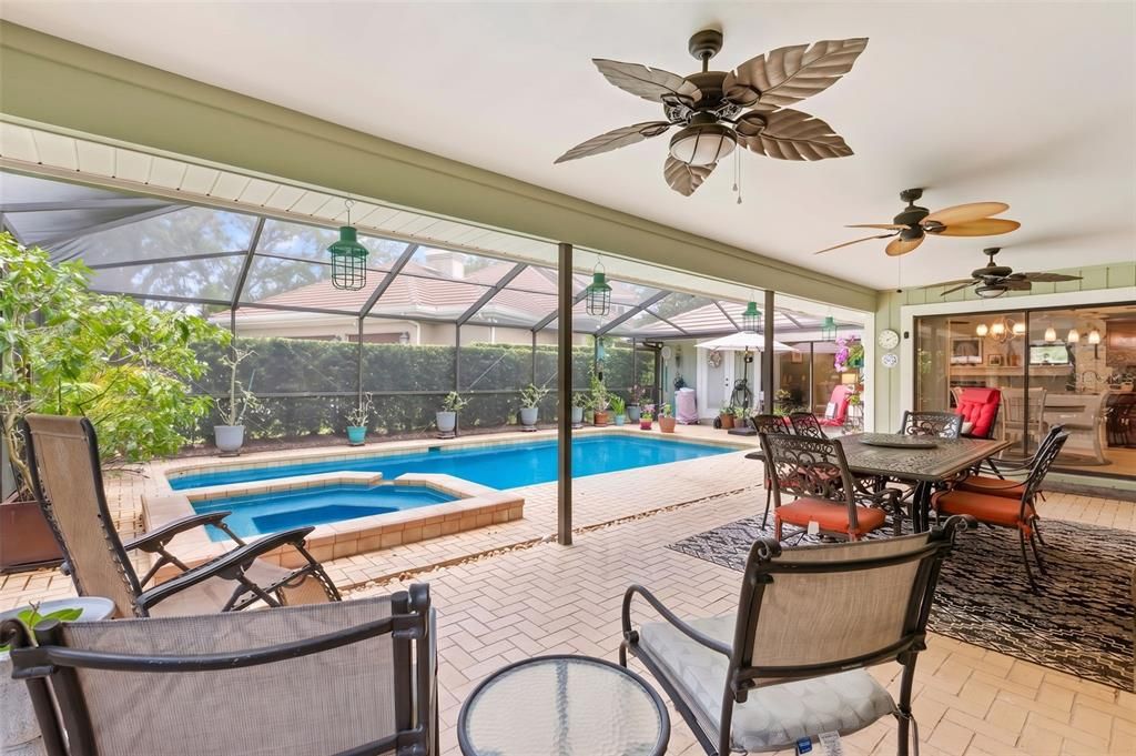 For Sale: $875,000 (4 beds, 3 baths, 2782 Square Feet)