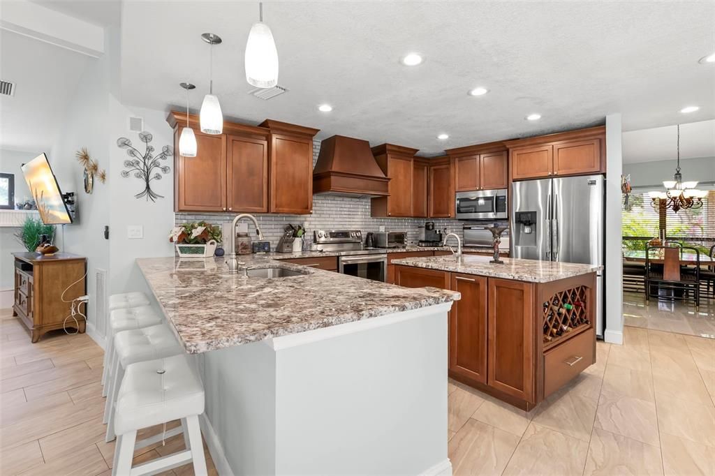 For Sale: $875,000 (4 beds, 3 baths, 2782 Square Feet)