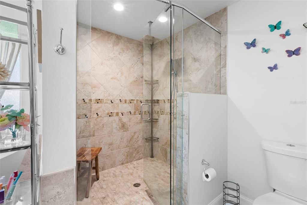 For Sale: $875,000 (4 beds, 3 baths, 2782 Square Feet)
