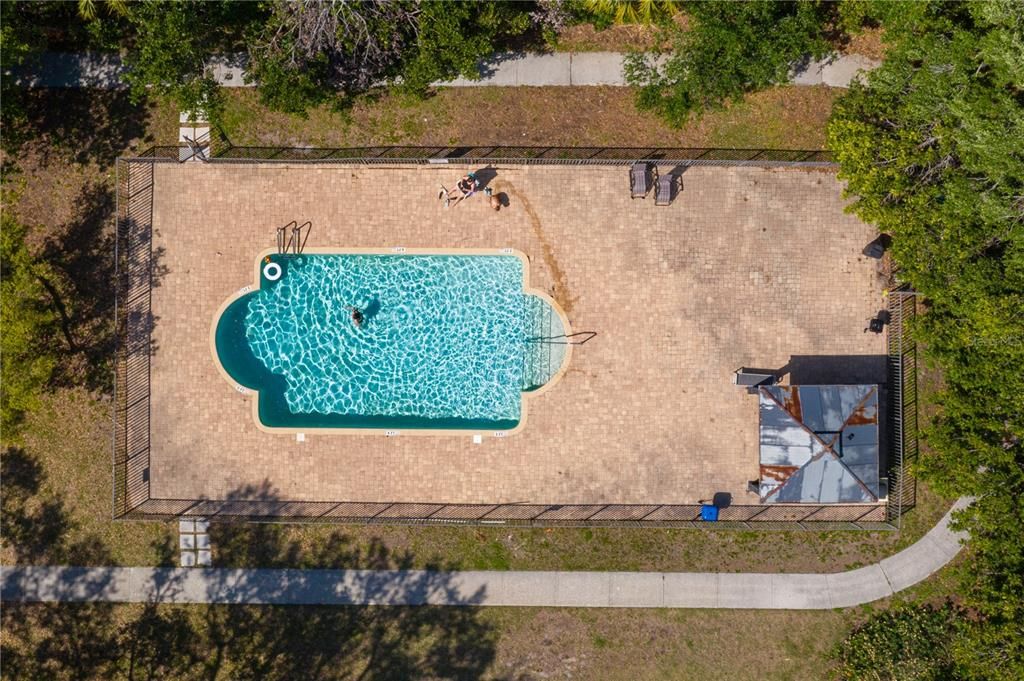 For Sale: $169,000 (2 beds, 2 baths, 1160 Square Feet)