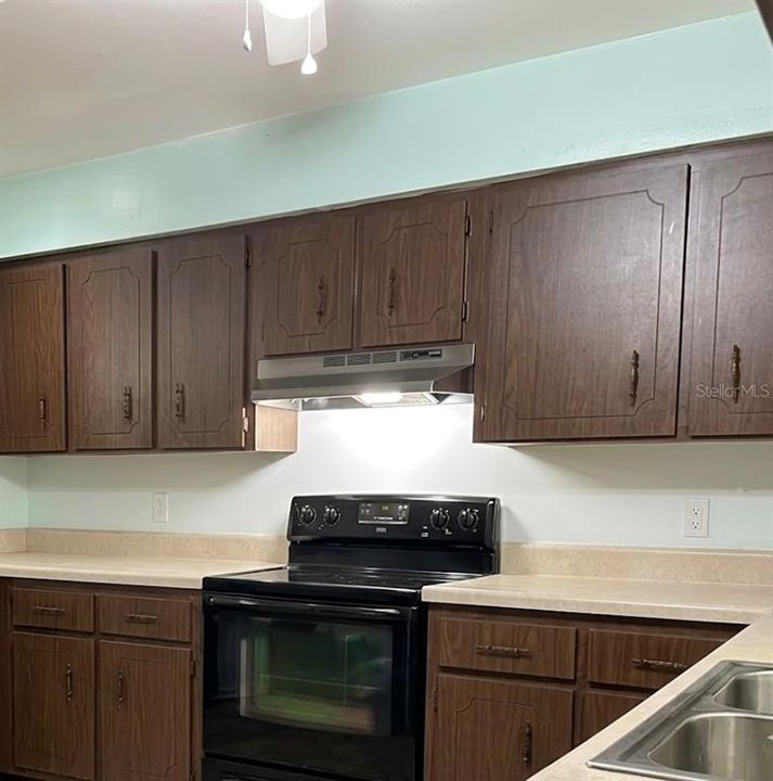 For Sale: $464,900 (4 beds, 2 baths, 2360 Square Feet)