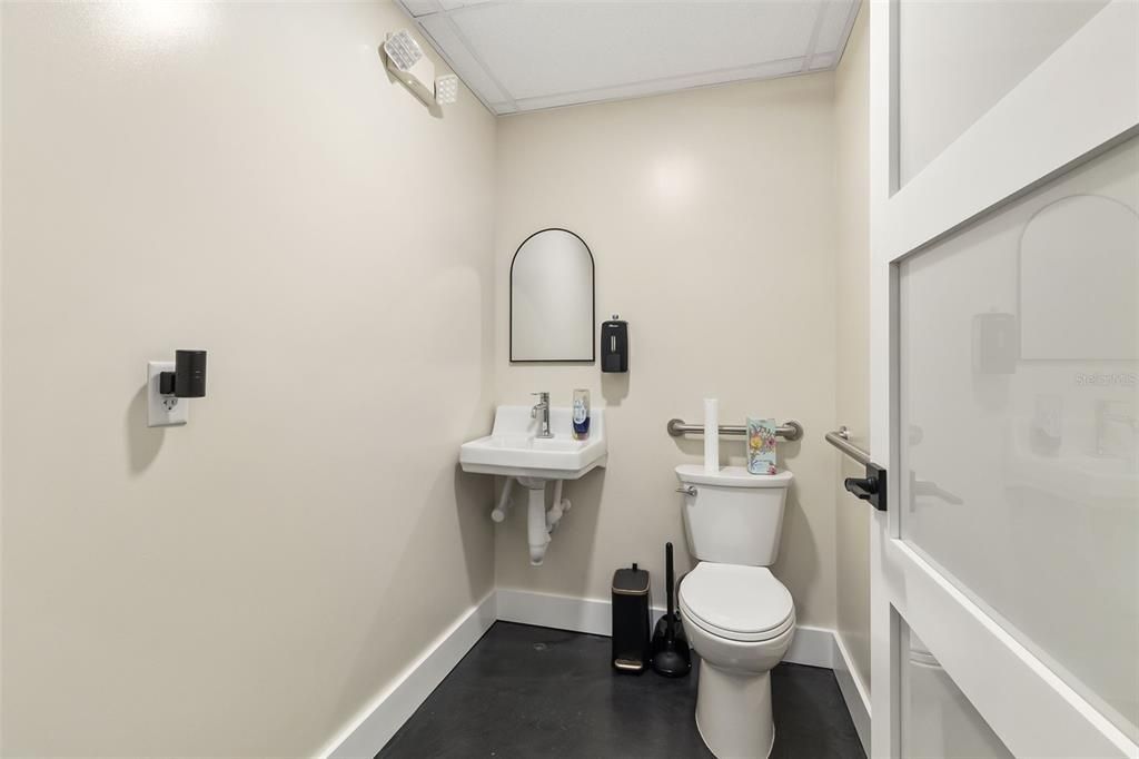 En Venta: $1,800,000 (0 camas, 0 baños, 2600 Pies cuadrados)