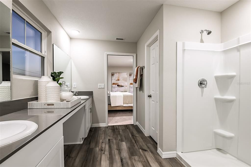 For Sale: $462,590 (5 beds, 3 baths, 2421 Square Feet)