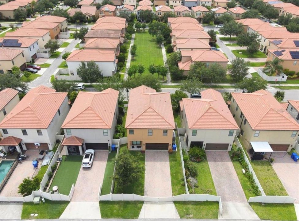 For Rent: $2,970 (4 beds, 2 baths, 2419 Square Feet)